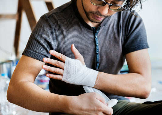 'Sports Taping' Basic Principles and Self-Application Methods for Wrist Protection
